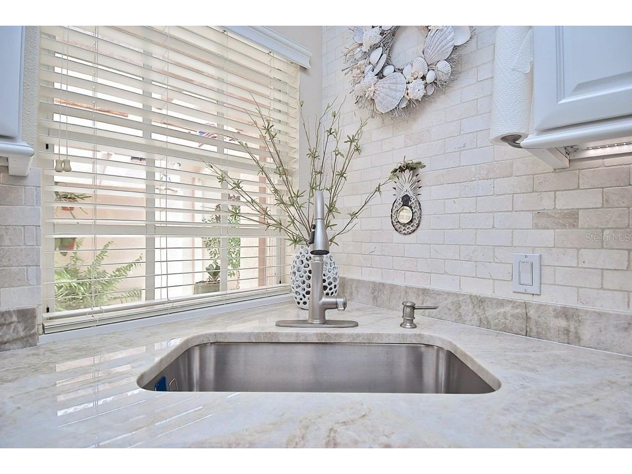 3890 Lyndhurst Court Sarasota FL 34235 TB8508923 image11