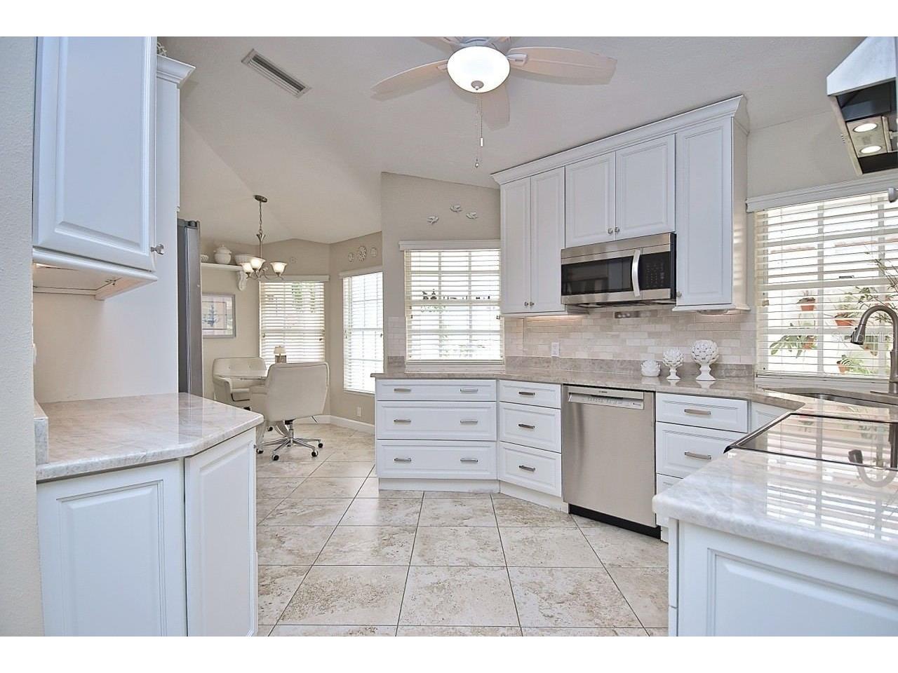 3890 Lyndhurst Court Sarasota FL 34235 TB8508923 image13