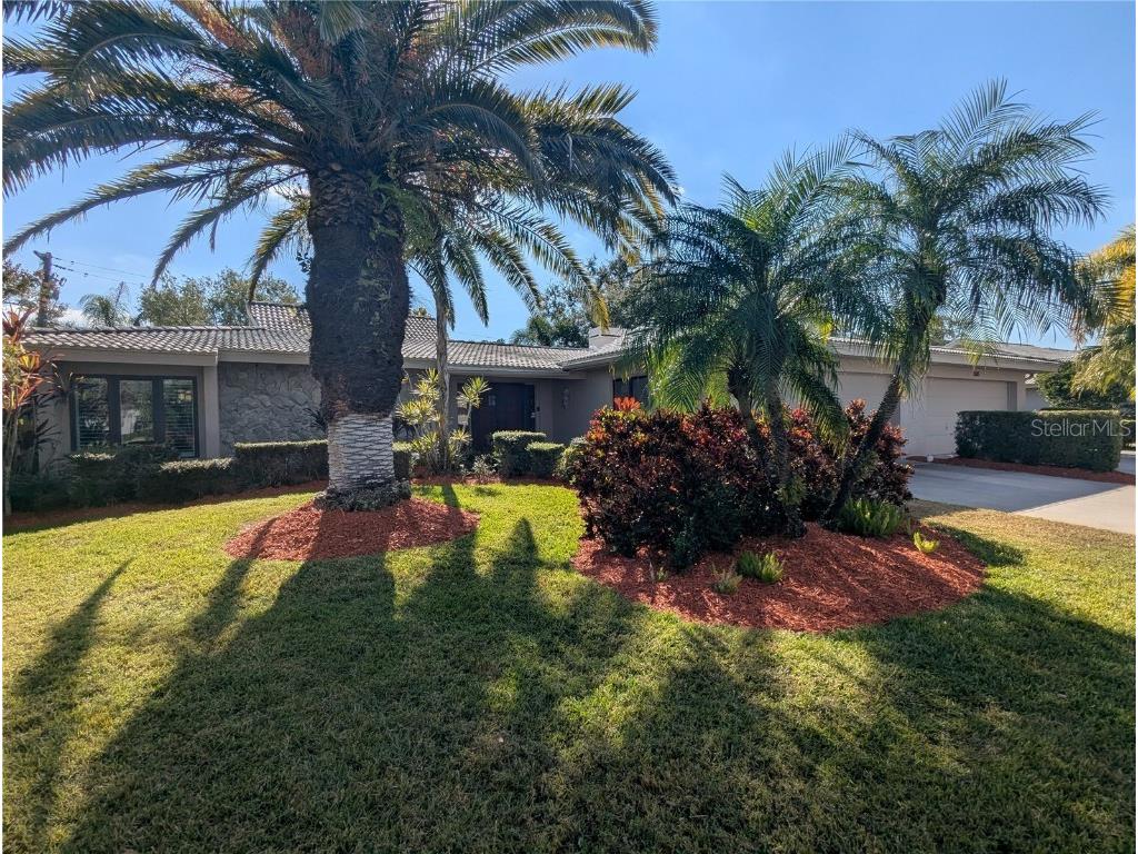 3890 Wilshire Circle #27 Sarasota FL 34238 A4667700 image1