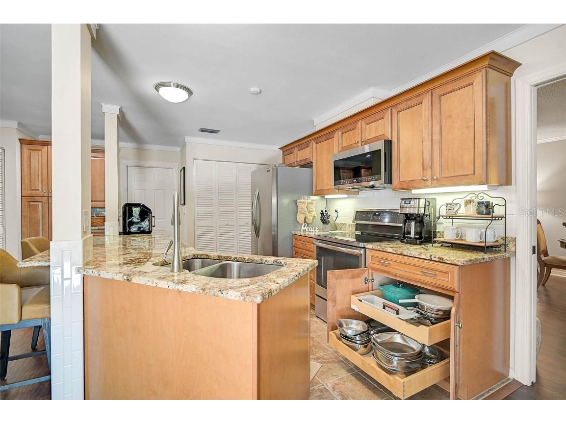 3890 Wilshire Circle #27 Sarasota FL 34238 A4667700 image31