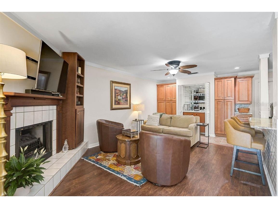 3890 Wilshire Circle #27 Sarasota FL 34238 A4667700 image35