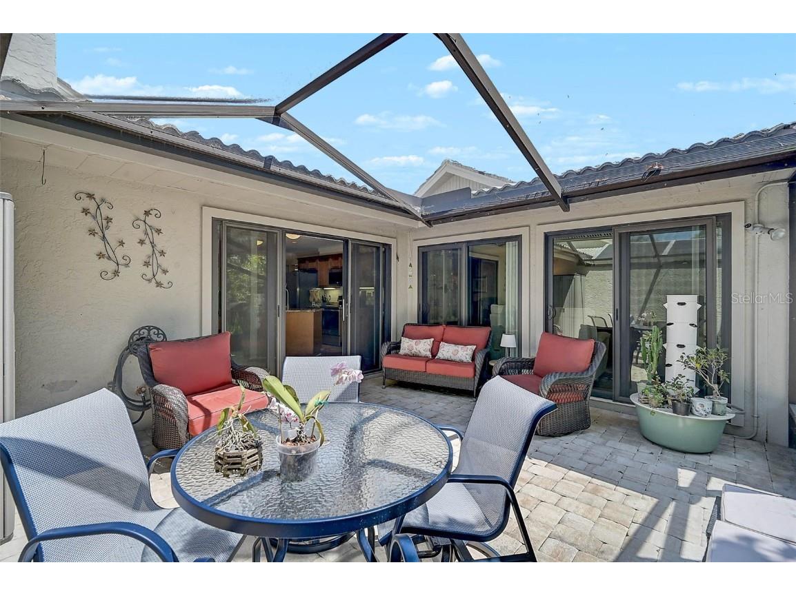 3890 Wilshire Circle #27 Sarasota FL 34238 A4667700 image40