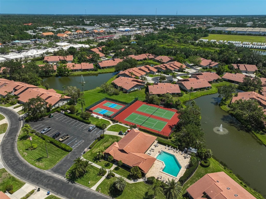 3890 Wilshire Circle #27 Sarasota FL 34238 A4667700 image48