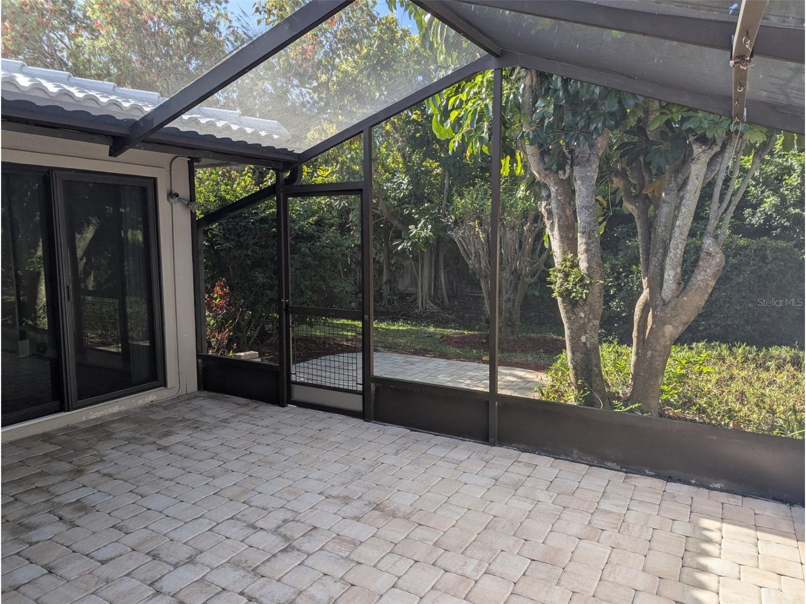 3890 Wilshire Circle #27 Sarasota FL 34238 A4667700 image76