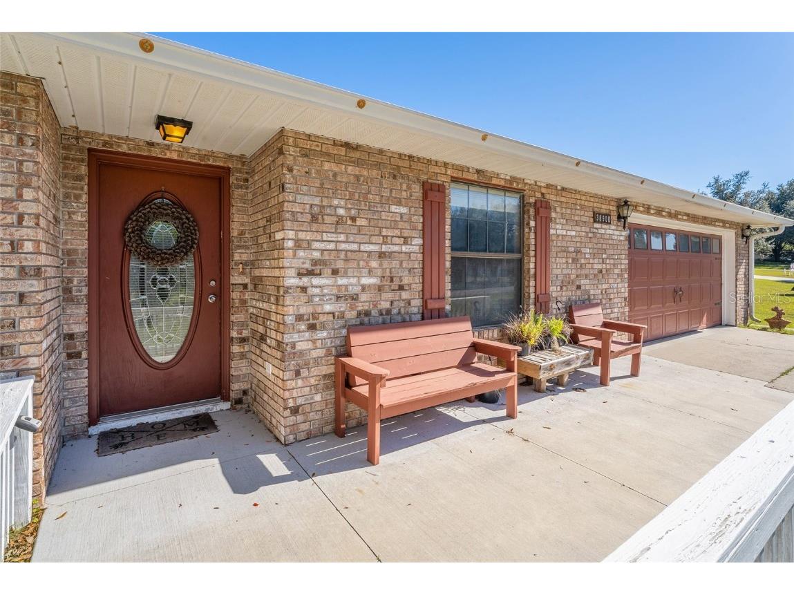 38900 Michelle Street Lady Lake FL 32159 G5065589 image1