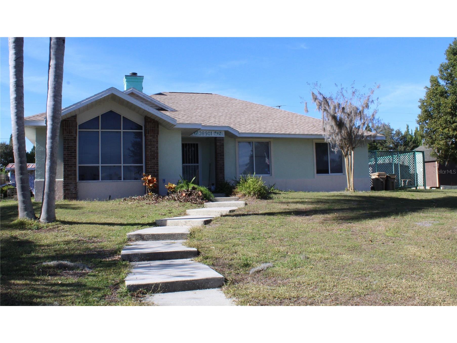38901 Ella Drive Lady Lake FL 32159 G5107984 image1