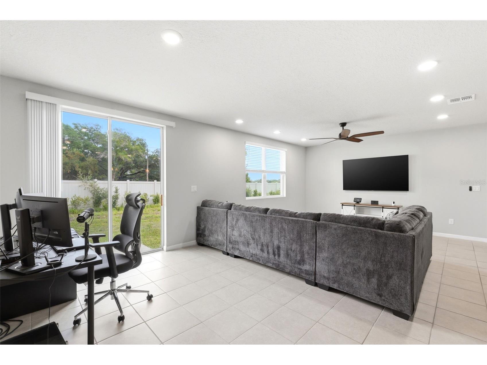 38905 Harlow Rose Drive Zephyrhills FL 33540 TB8495635 image10