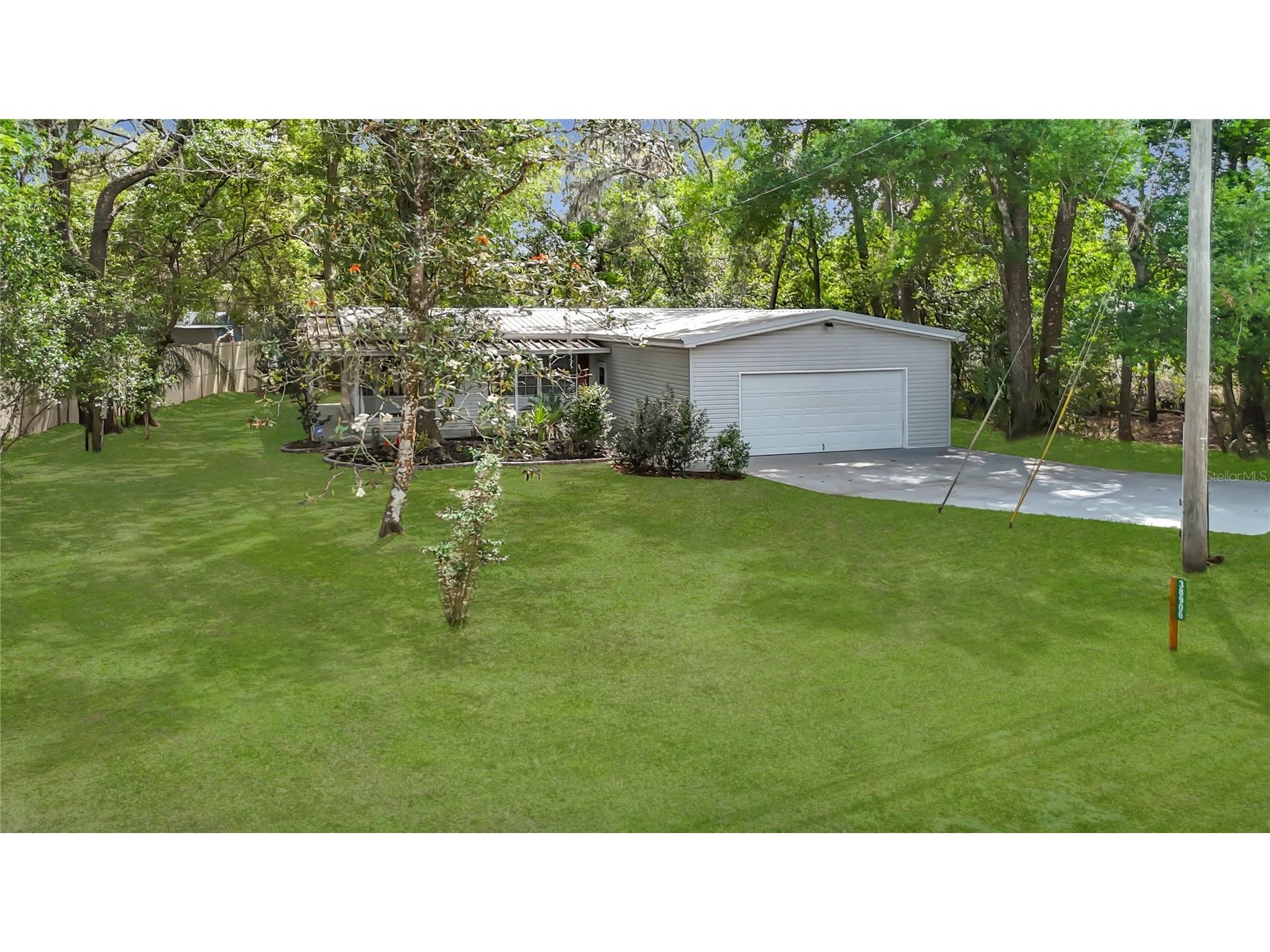 38906 Alston Avenue Zephyrhills FL 33542 W7885172 image1