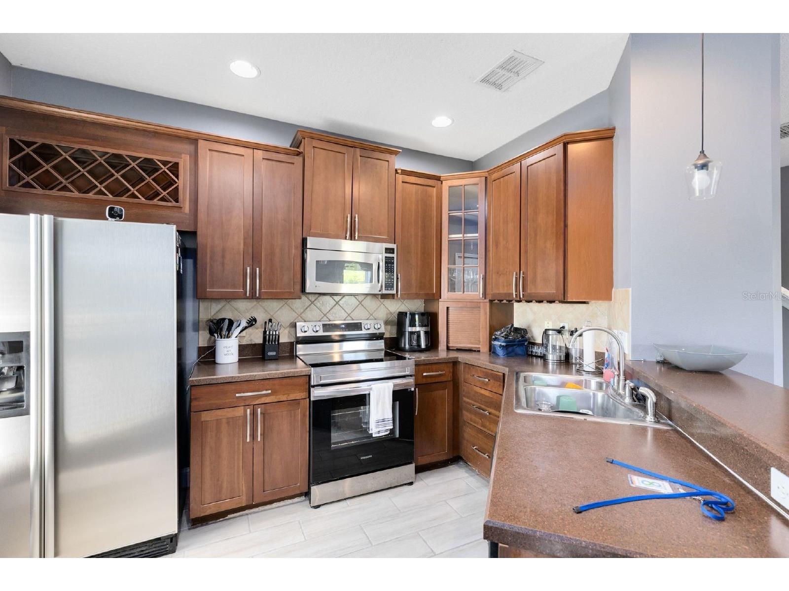 3891 Clubside Pointe Drive Orlando FL 32810 O6409088 image8