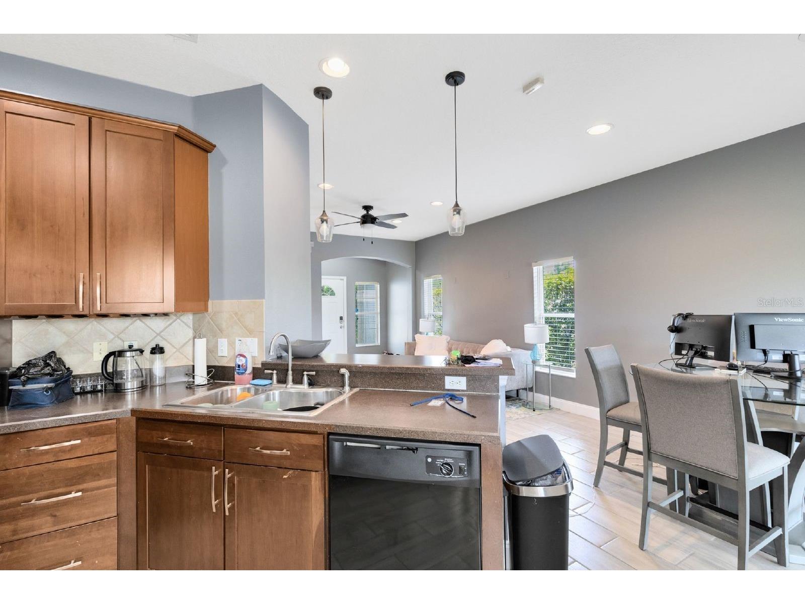 3891 Clubside Pointe Drive Orlando FL 32810 O6409088 image9