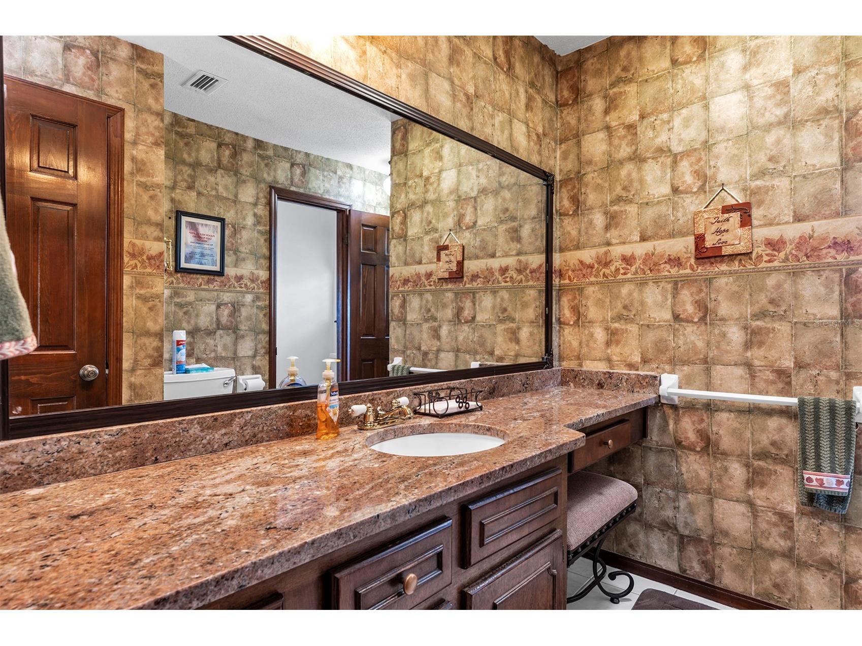 38922 Ella Drive Lady Lake FL 32159 - LAKE GRIFFIN G5104982 image20