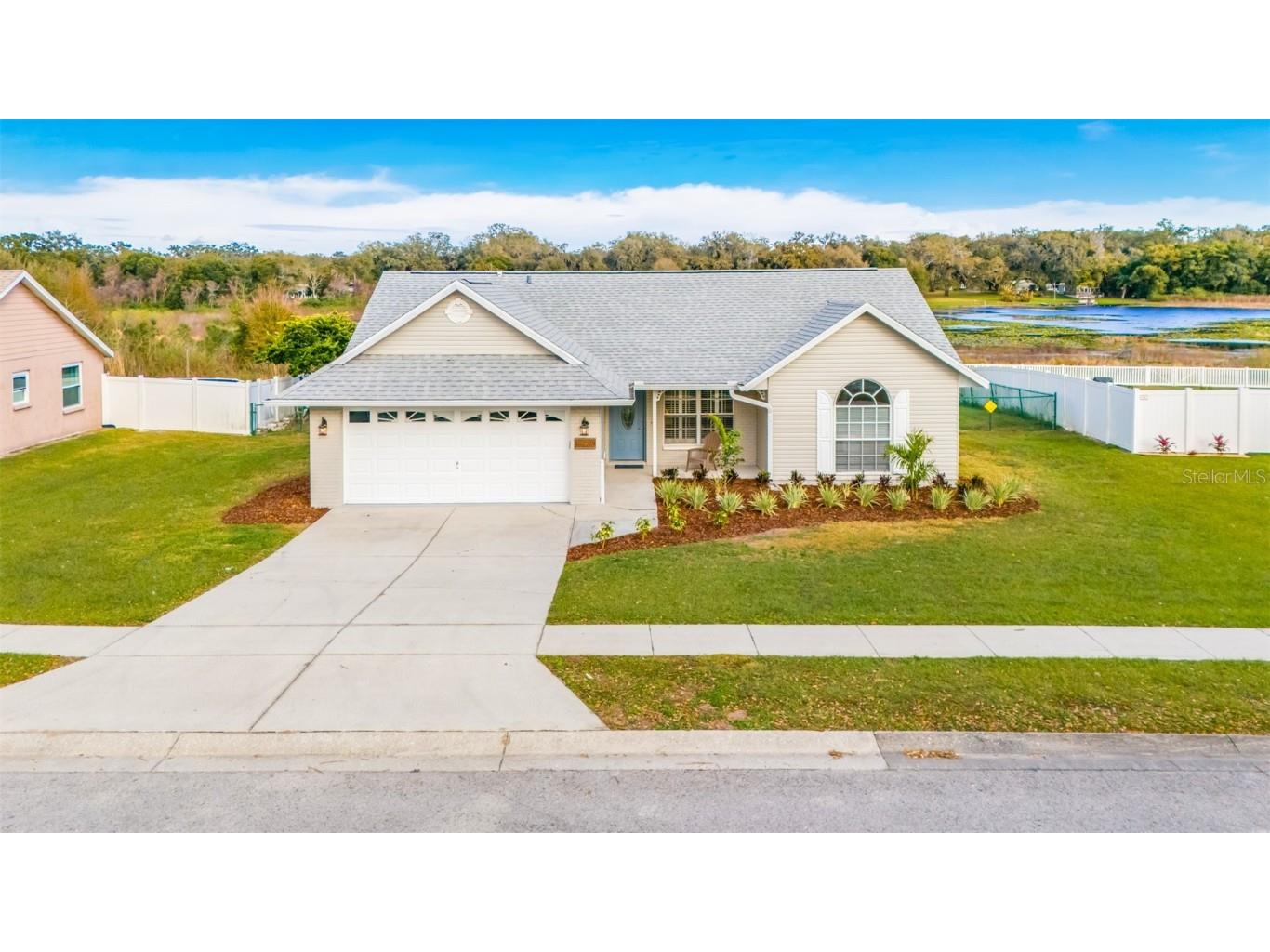 38930 Carr Drive Zephyrhills FL 33540 U8228890 image1