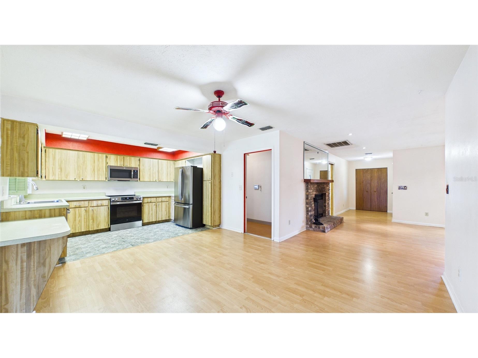 38938 Tall Drive Zephyrhills FL 33540 TB8497004 image15