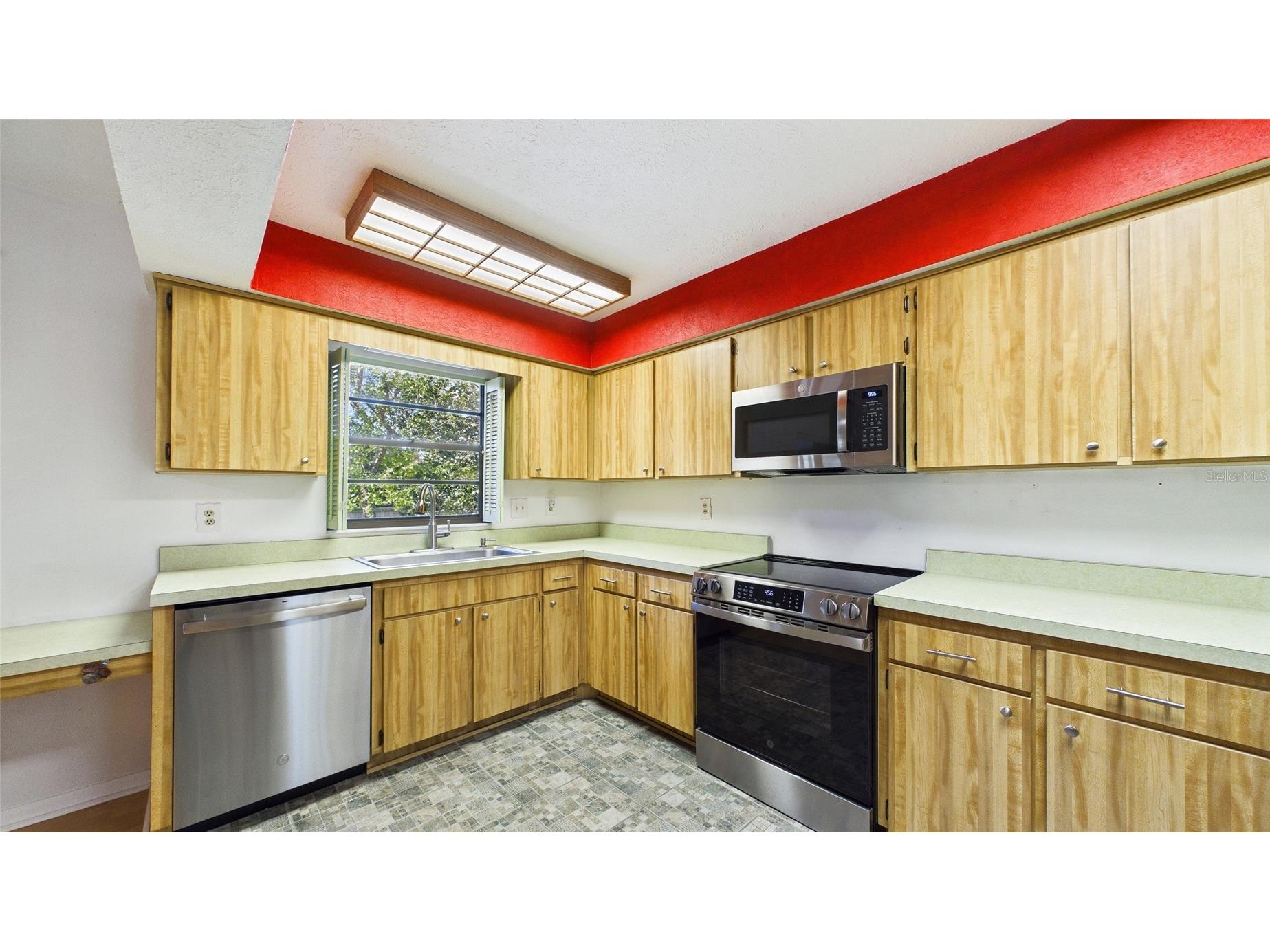 38938 Tall Drive Zephyrhills FL 33540 TB8497004 image19