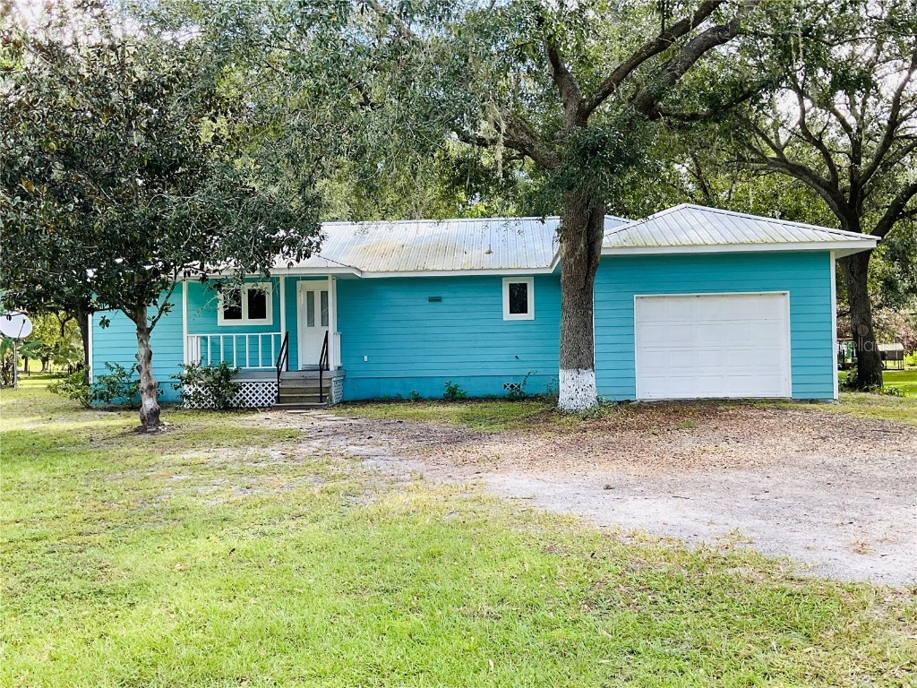 3895 Sunset Drive Zolfo Springs FL 33890 C7511282 image1