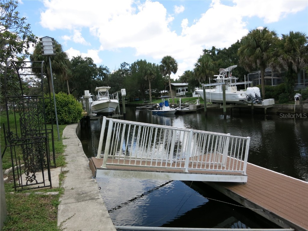 3896 N Seminole Point Crystal River FL 34428 OM707092 image42