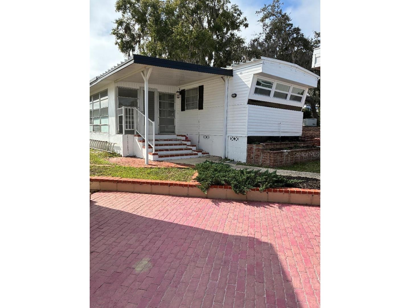 3896 Picciola Road #223 Fruitland Park FL 34731 - CHAIN OF LAKES WATERWAY G5105349 image1