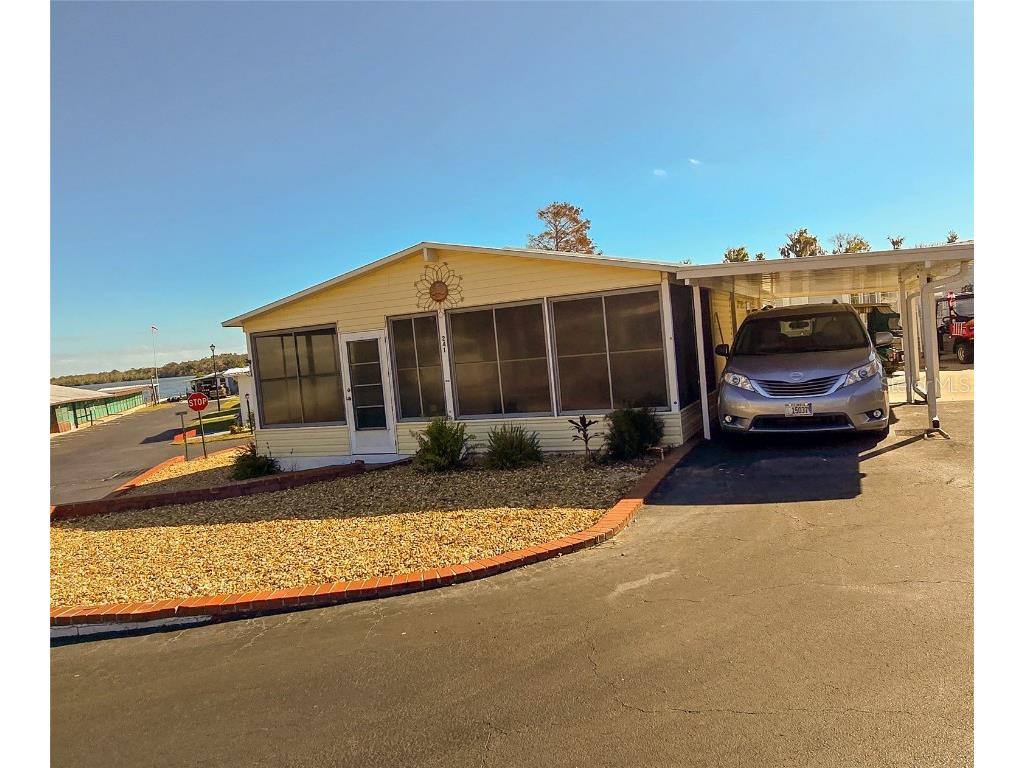 3896 Picciola Road #241 Fruitland Park FL 34731 - LAKE GRIFFIN O6266433 image1