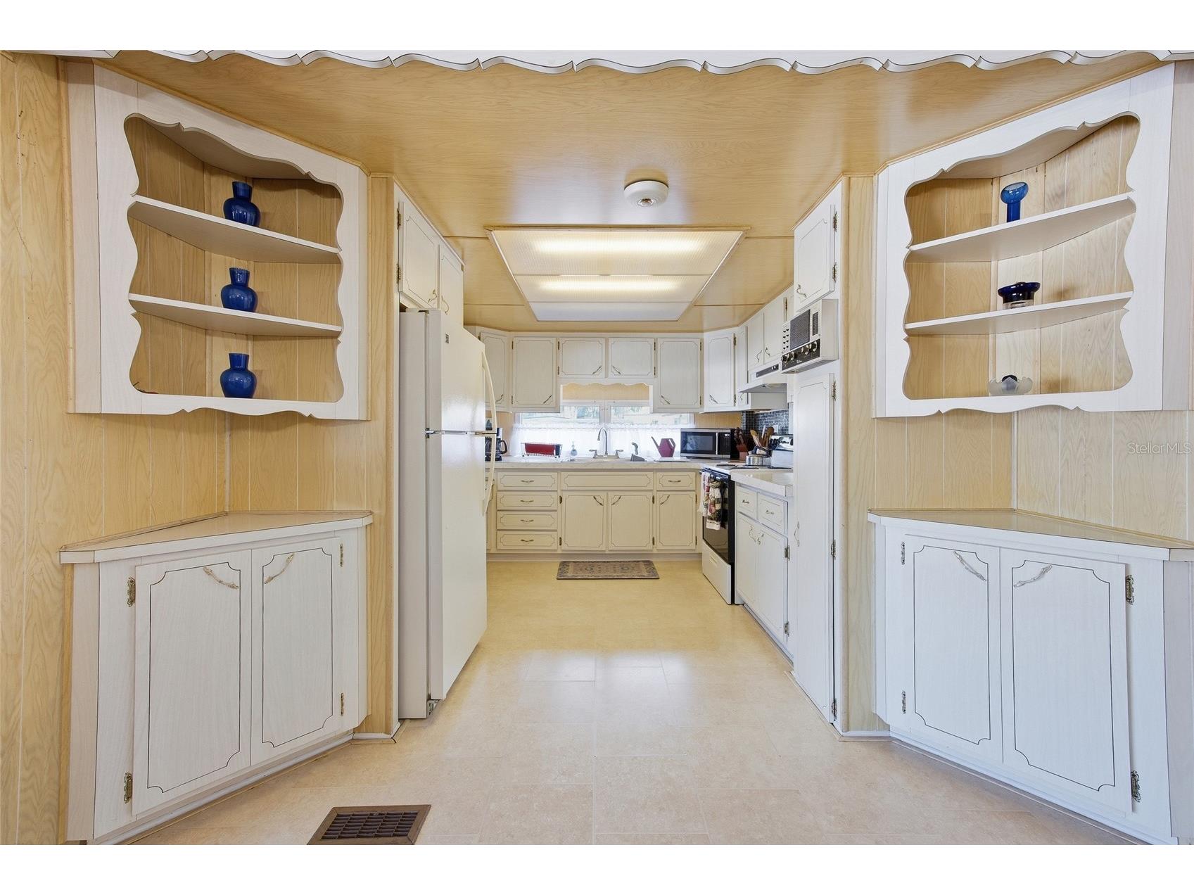 3896 Picciola Road #411 Fruitland Park FL 34731 - LAKE GRIFFIN G5111136 image15