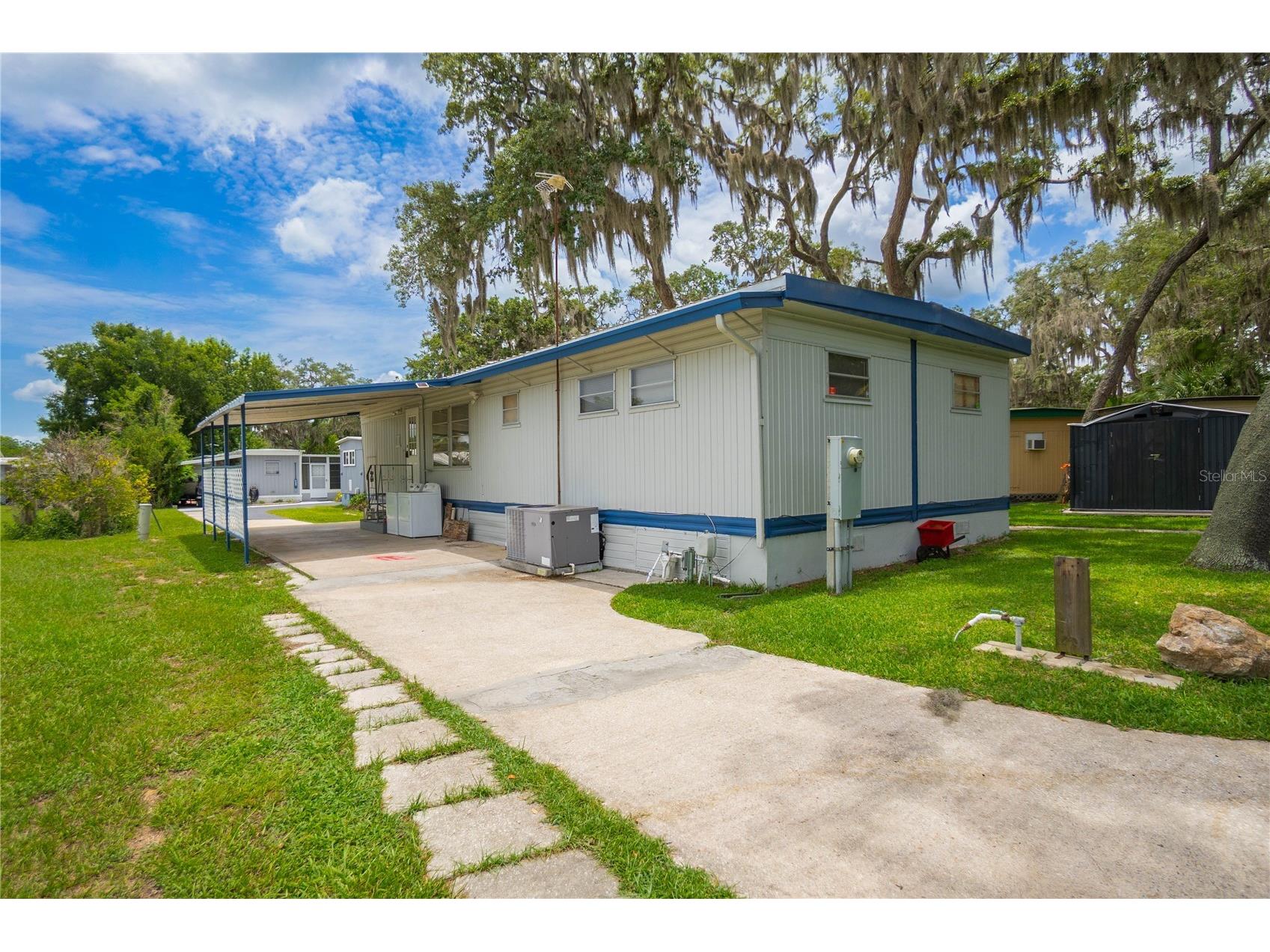 3896 Picciola Road #534 Fruitland Park FL 34731 - LAKE GRIFFIN W7887675 image3