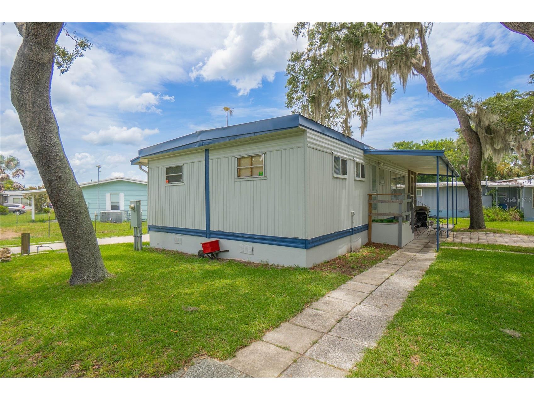 3896 Picciola Road #534 Fruitland Park FL 34731 - LAKE GRIFFIN W7887675 image4