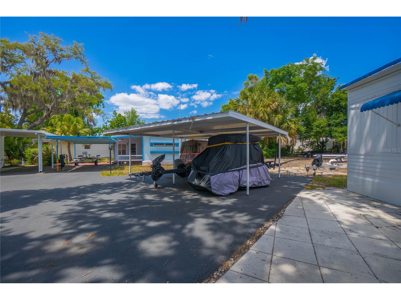 3896 Picciola Road #554 Fruitland Park FL 34731 - LAKE GRIFFIN W7885177 image5