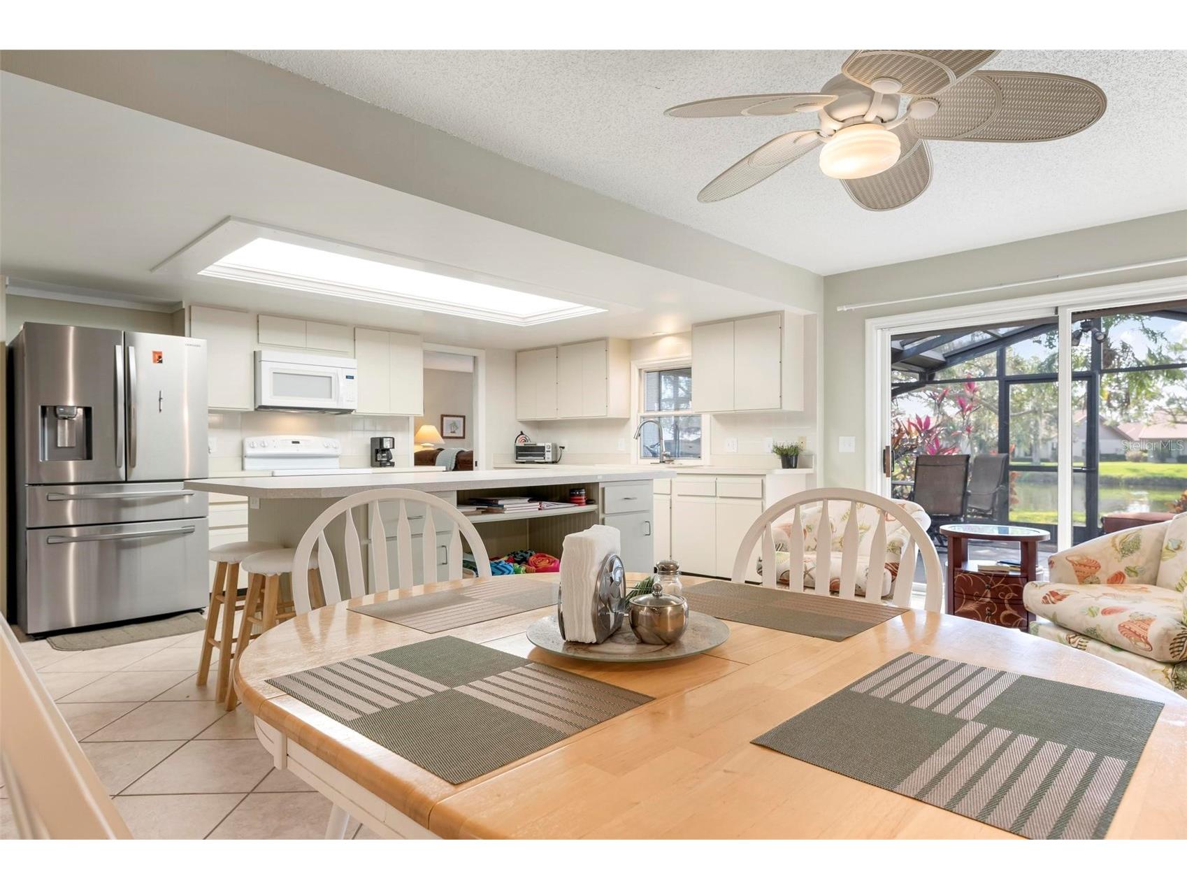 3896 Wilshire Drive #11 Sarasota FL 34238 - Mirror Lake A4690837 image34