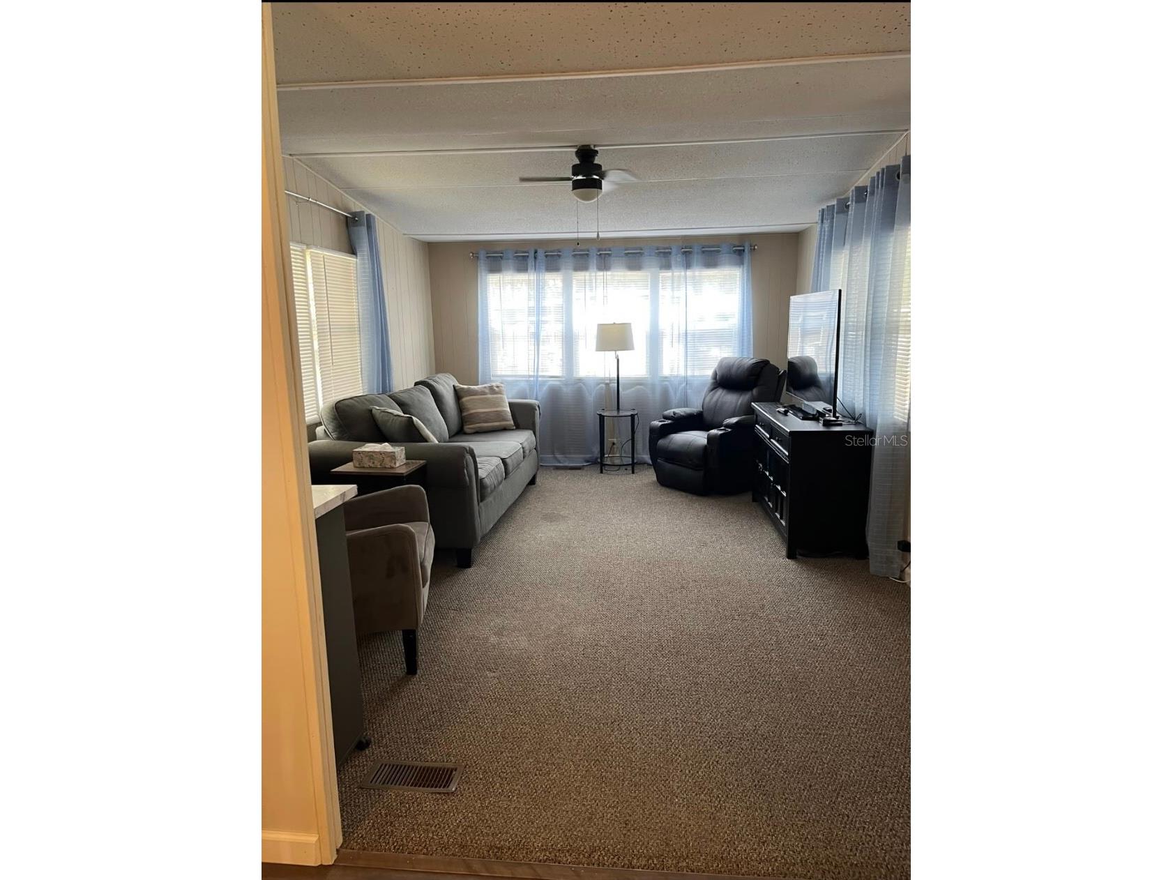 38961 Stapley Circle Zephyrhills FL 33540 TB8492010 image2