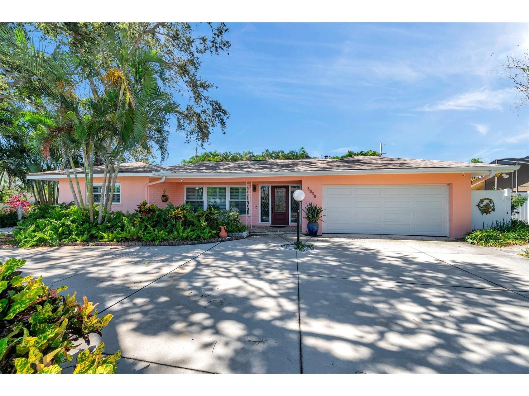 3898 49th Avenue S Saint Petersburg FL 33711 TB8398311 image1