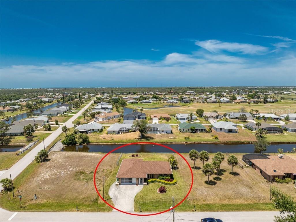 39 Bunker Place Rotonda West FL 33947 D6142028 image1