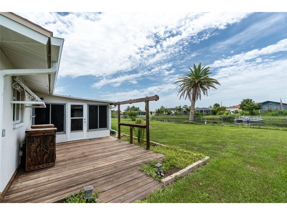 39 Caddy Road Rotonda West FL 33947 D6142884 image14