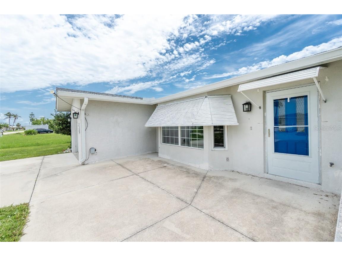 39 Caddy Road Rotonda West FL 33947 D6142884 image4