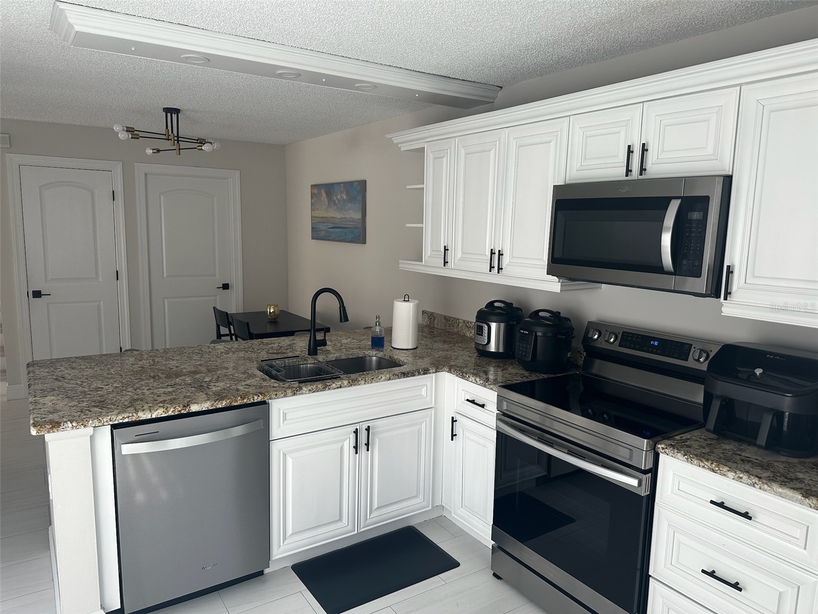 39 Essex Court #B Royal Palm Beach FL 33411 O6382543 image10
