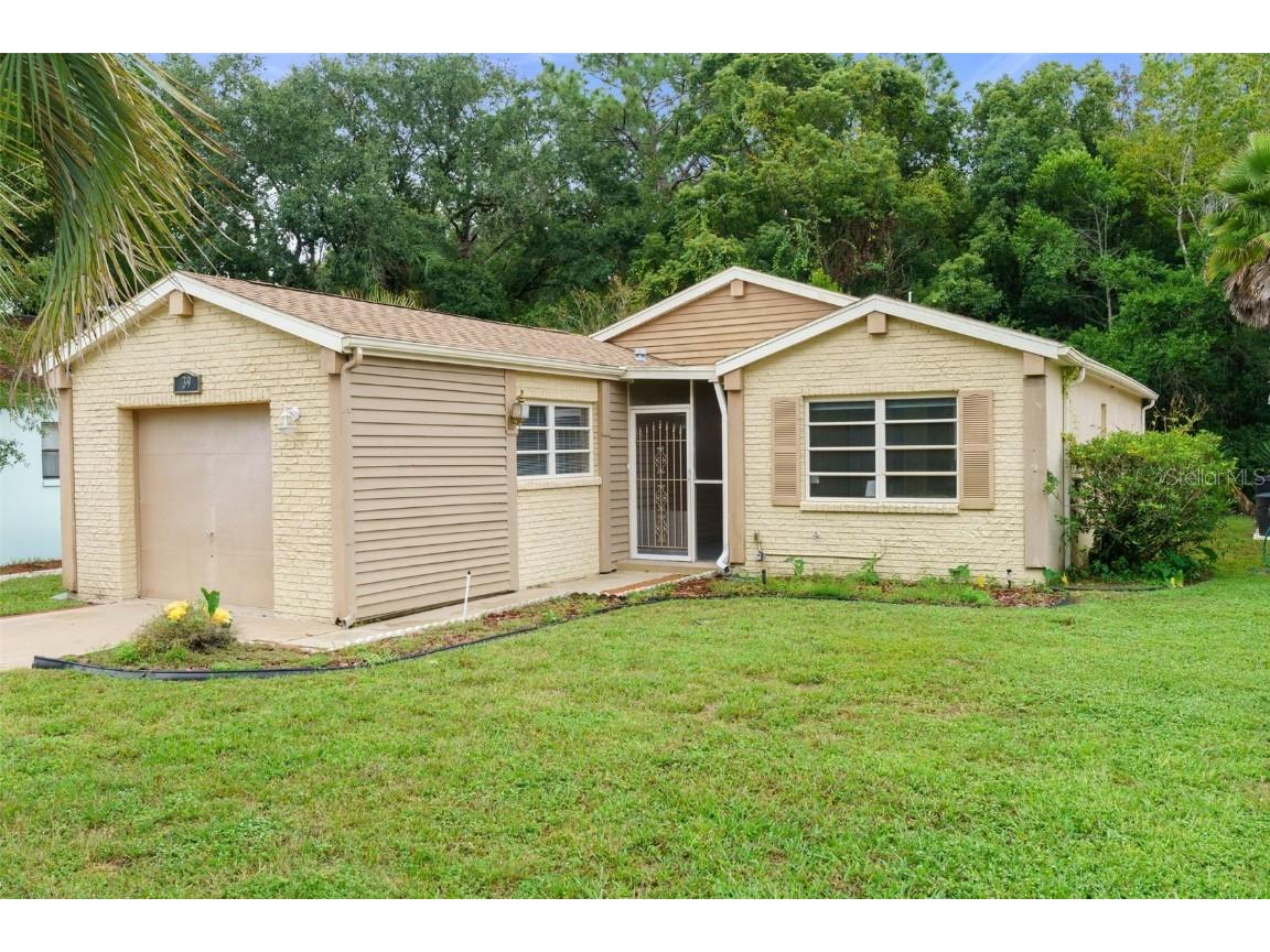39 Jamaica Street Homosassa FL 34446 OM687330 image1