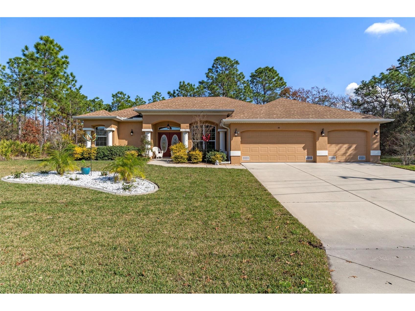 39 Linder Street Homosassa FL 34446 TB8464873 image1