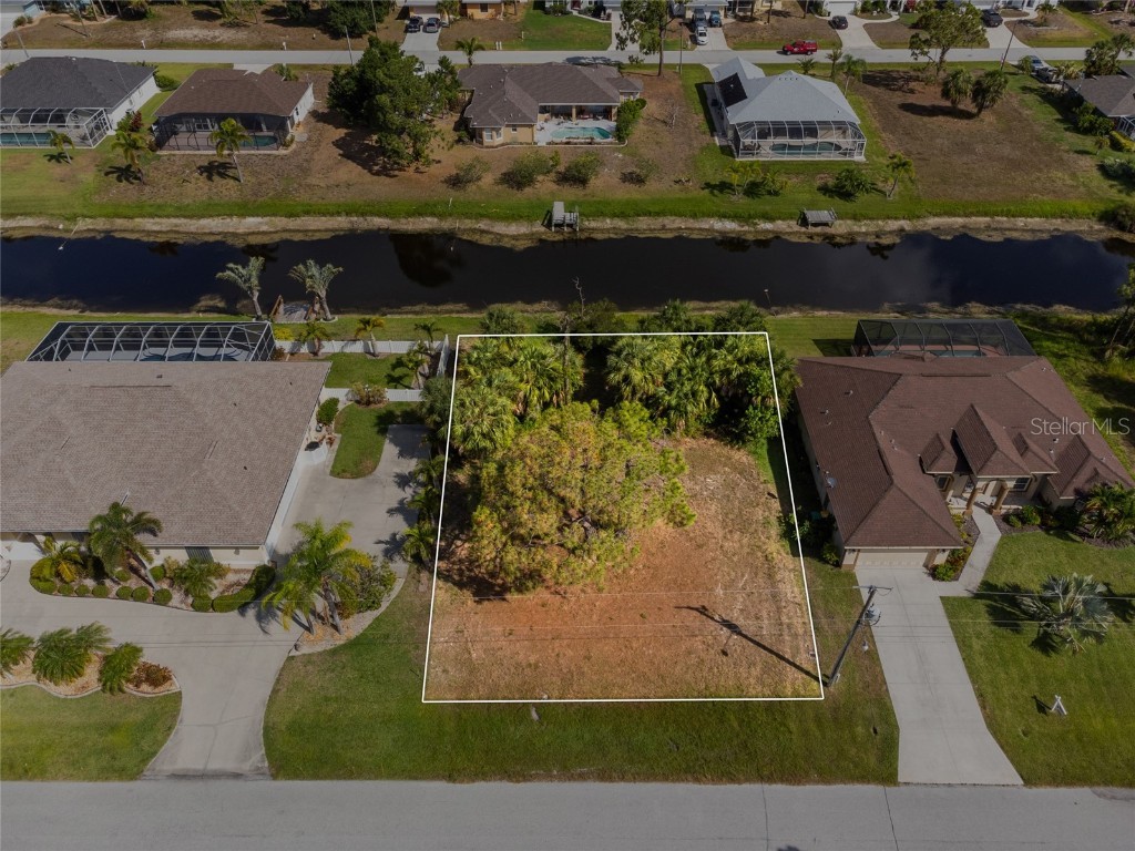 39 Marker Road, Rotonda West, FL, 33947 MLS A4613455 Edina Realty