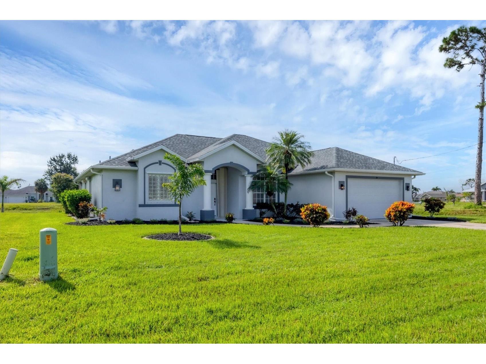 39 Medalist Circle Rotonda West FL 33947 D6143804 image4