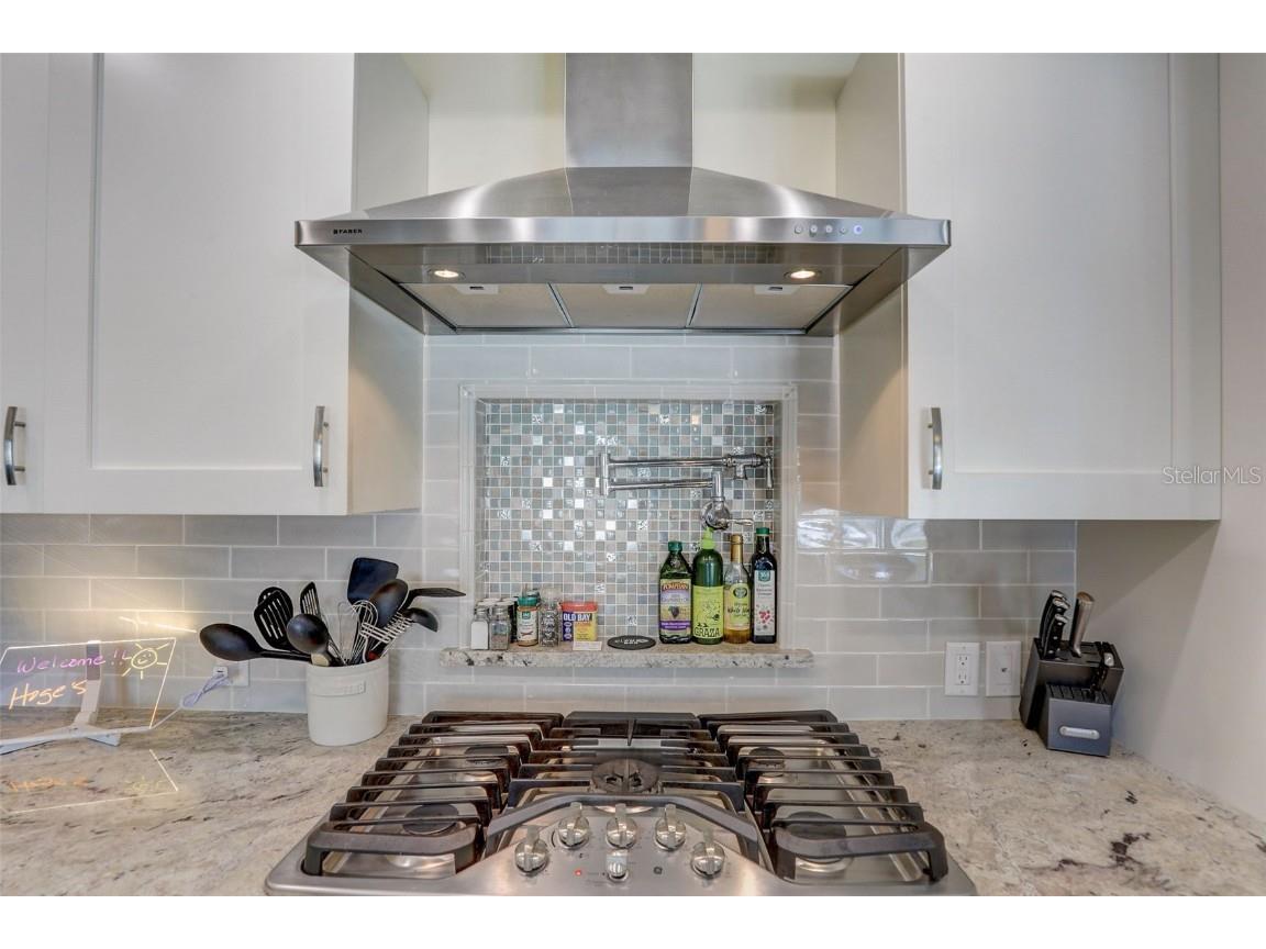 39 S Polk Drive Sarasota FL 34236 A4438333 image13