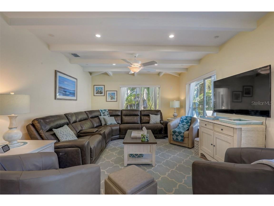 39 S Polk Drive Sarasota FL 34236 A4438333 image23