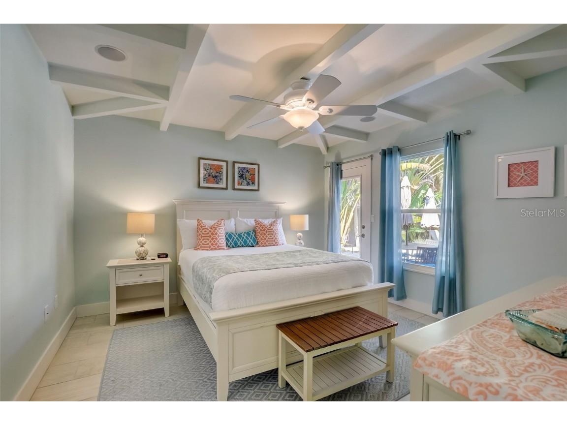 39 S Polk Drive Sarasota FL 34236 A4438333 image33