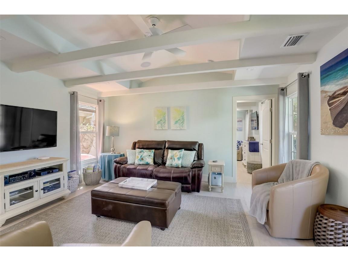 39 S Polk Drive Sarasota FL 34236 A4438333 image45