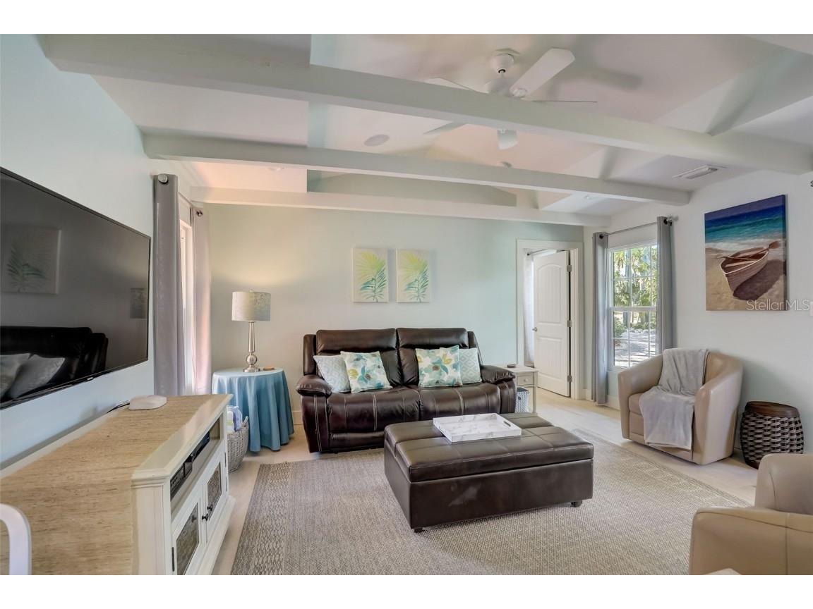 39 S Polk Drive Sarasota FL 34236 A4438333 image47