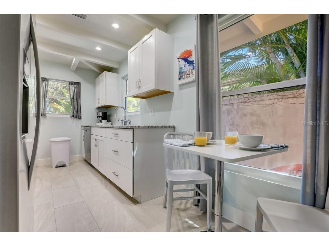 39 S Polk Drive Sarasota FL 34236 A4438333 image52