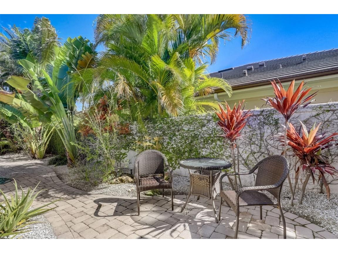 39 S Polk Drive Sarasota FL 34236 A4438333 image69