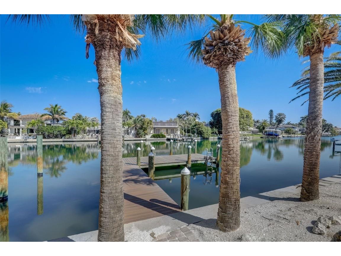 39 S Polk Drive Sarasota FL 34236 A4438333 image71