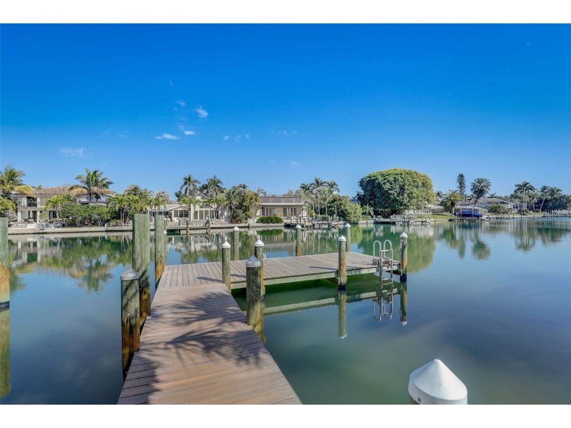 39 S Polk Drive Sarasota FL 34236 A4438333 image72