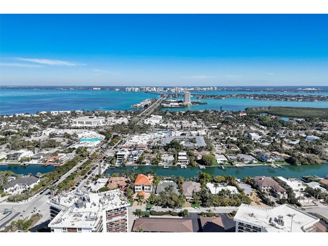 39 S Polk Drive Sarasota FL 34236 A4438333 image82