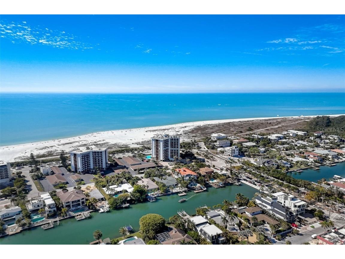 39 S Polk Drive Sarasota FL 34236 A4438333 image93