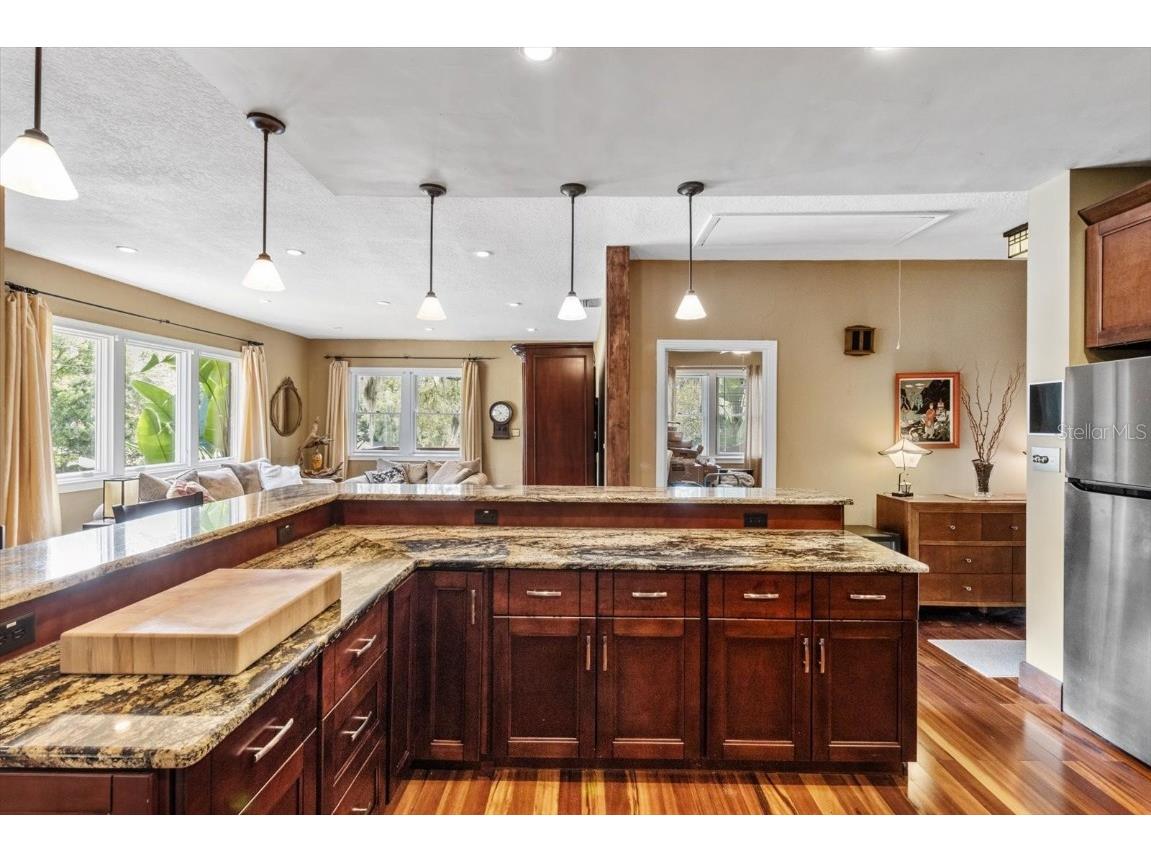 39 Sunset Drive Brooksville FL 34601 OM704564 image8