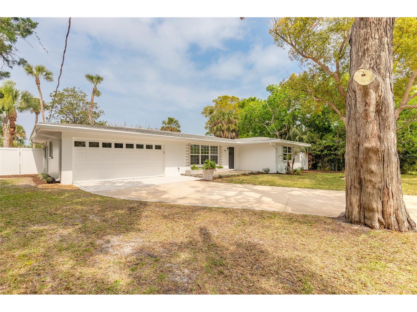 39 Willis Drive Ormond Beach FL 32176 V4948106 image1